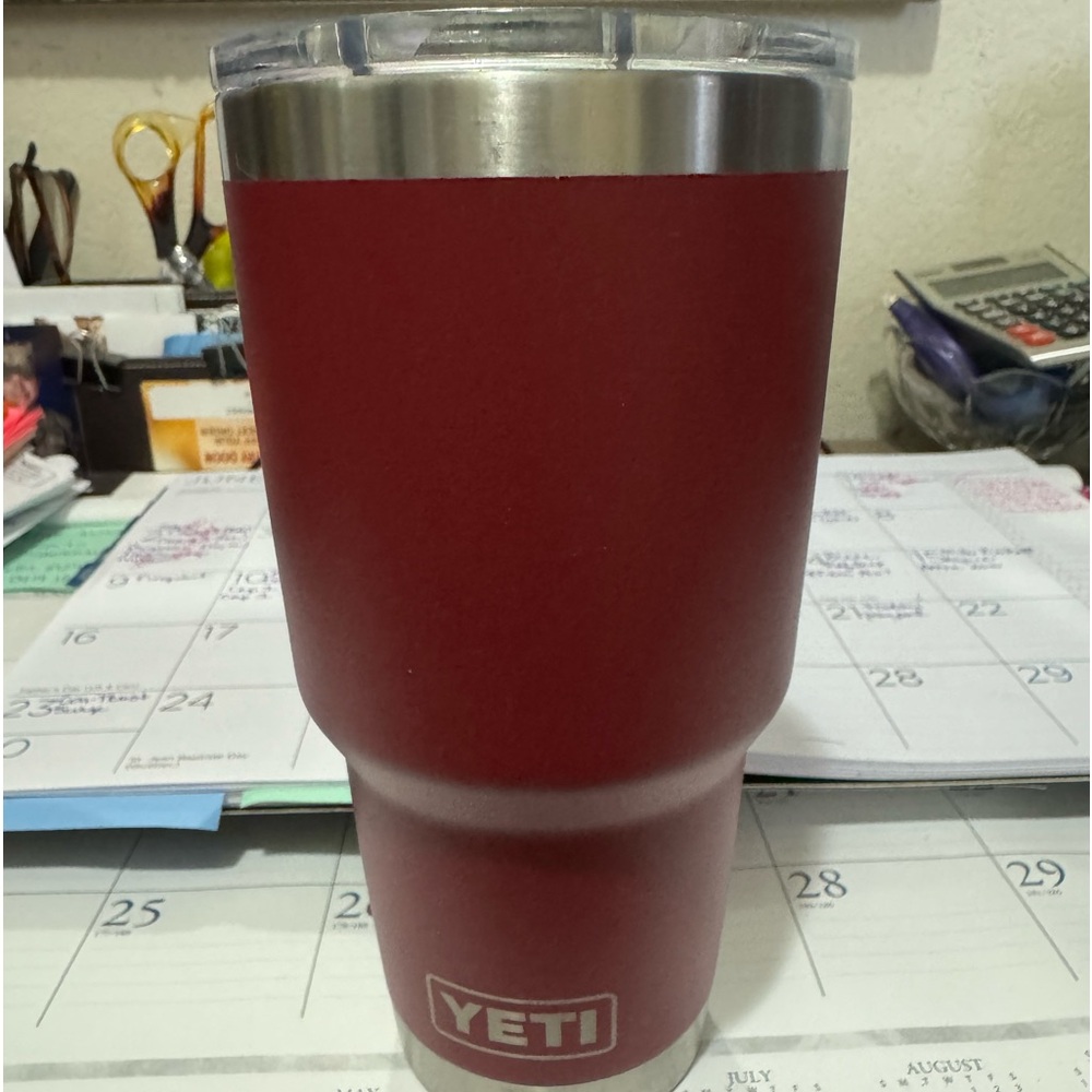 Preowned Yeti great condition beautiful color